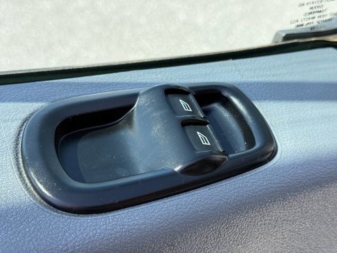 Used 2018 Ford Transit 250 138 image 13