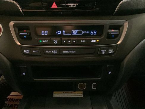 Used 2022 Honda Passport TrailSport image 43