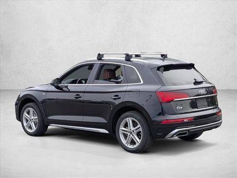 Used 2023 Audi Q5 e Premium Plus w/ Premium Plus Package image 7