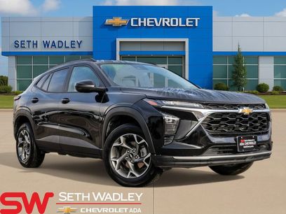 Used 2025 Chevrolet Trax LT