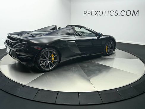 Used 2016 McLaren 650S Spider RWD image 18