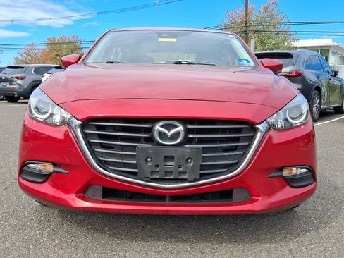 Used 2018 MAZDA MAZDA3 Touring image 2