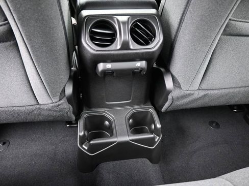 New 2026 Jeep Gladiator Sport image 30