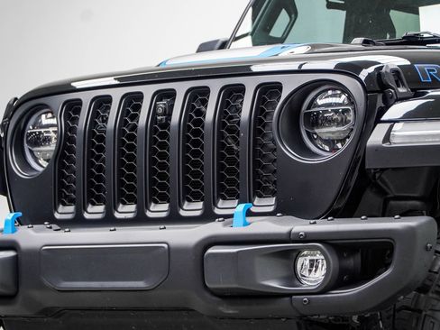 Used 2022 Jeep Wrangler Unlimited Rubicon 4xe w/ Steel Bumper Group AWD/4WD image 2