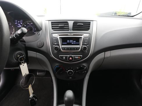 Used 2015 Hyundai Accent GLS FWD image 13