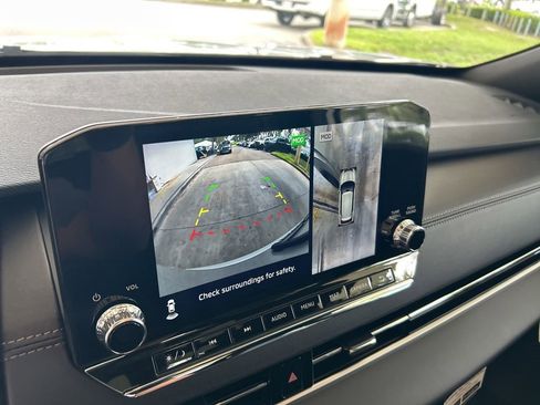 New 2025 Mitsubishi Outlander SEL Black Edition image 10