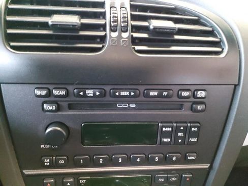 Used 2002 Ford Thunderbird Deluxe image 10