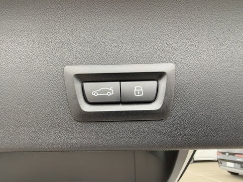 New 2026 BMW X3 xDrive30 w/ Premium Package image 17