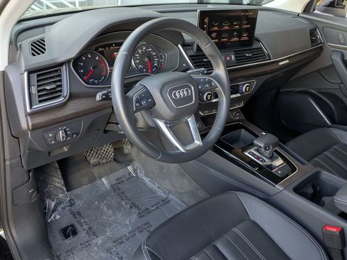 Used 2023 Audi Q5 2.0T Premium w/ Convenience Package AWD/4WD image 15