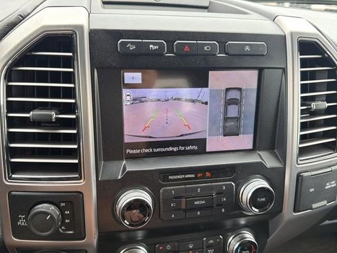 Used 2019 Ford F150 Platinum w/ Equipment Group 701A Luxury AWD/4WD image 28