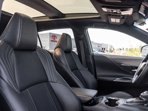 Certified 2024 Toyota Venza Limited AWD/4WD image 13