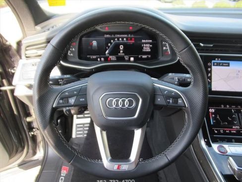 Used 2022 Audi SQ7 Prestige image 17