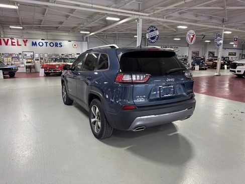 Certified 2021 Jeep Cherokee Limited w/ Elite Package image 3