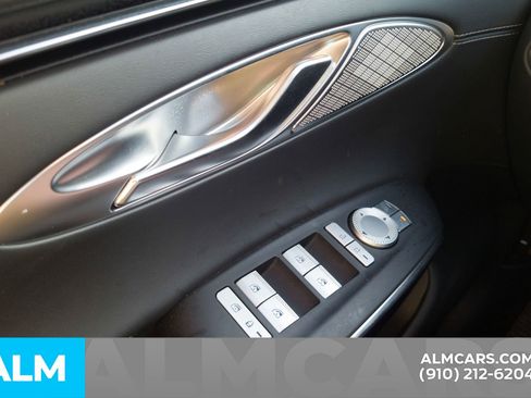 Used 2025 Genesis GV70 2.5T image 17