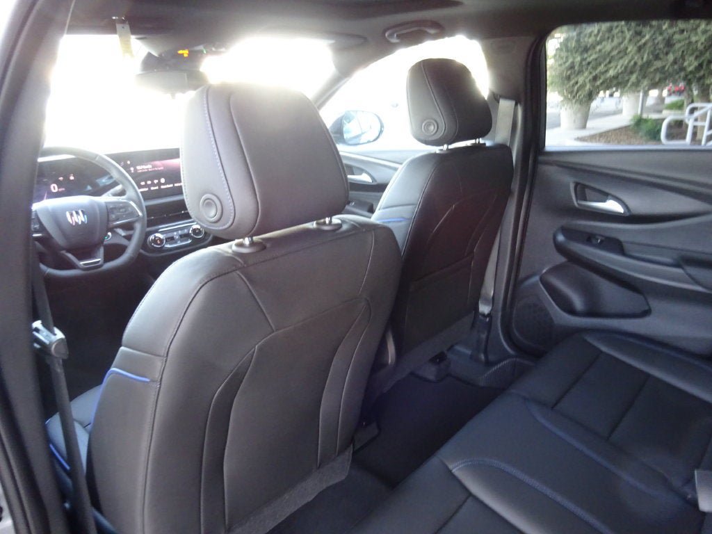 New 2026 Buick Envista Sport Touring w/ Convenience I Package FWD image 19