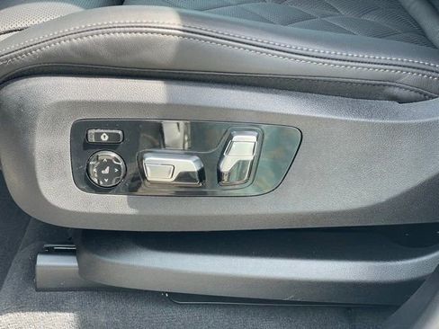 Used 2026 BMW X5 xDrive40i w/ Climate Comfort Package image 13