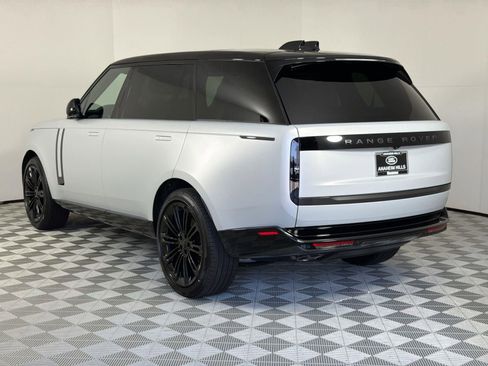 New 2026 Land Rover Range Rover Long Wheelbase Autobiography AWD/4WD image 3