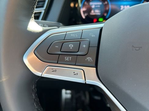 New 2026 Volkswagen Atlas Cross Sport SEL Premium R-Line image 27