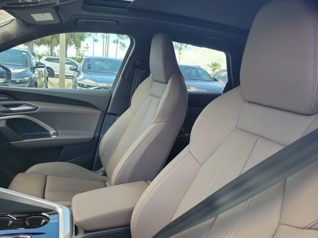 Certified 2025 Audi Q5 Premium Plus w/ Premium Plus AWD/4WD image 16
