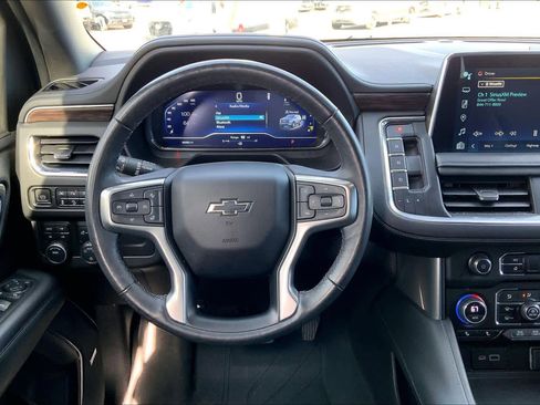 Used 2023 Chevrolet Tahoe Z71 w/ Luxury Package image 5