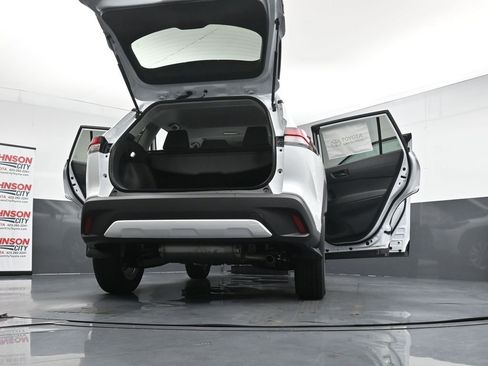 New 2026 Toyota Corolla Cross LE image 40