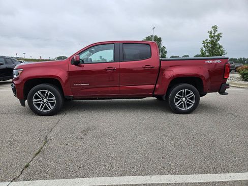 Used 2021 Chevrolet Colorado W/T w/ Custom Special Edition AWD/4WD image 4