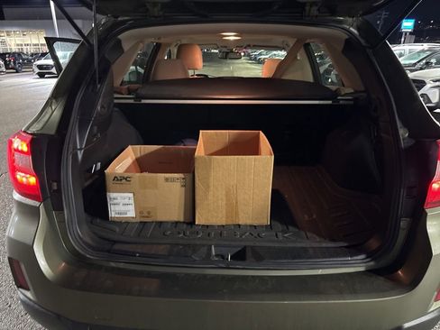 Used 2017 Subaru Outback 2.5i Premium image 24