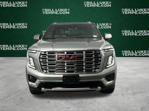 Used 2025 GMC Yukon XL Denali image 12