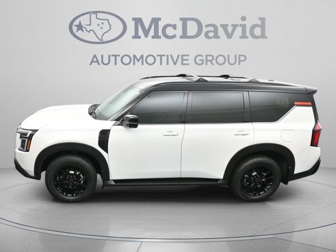 Used 2025 Nissan Armada PRO-4X AWD/4WD image 39