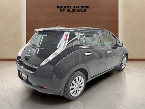 Used 2016 Nissan Leaf S w/ Charger Package image 5