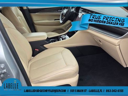 Used 2021 Jeep Grand Cherokee L Limited RWD image 18