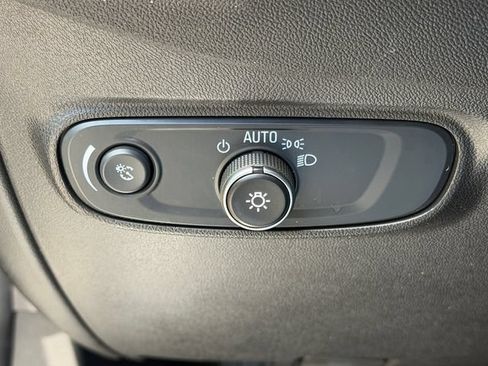 Certified 2024 Chevrolet Equinox LS FWD image 25
