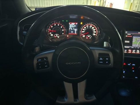 Used 2014 Dodge Charger SRT8 w/ Harman/Kardon Audio Group RWD image 15