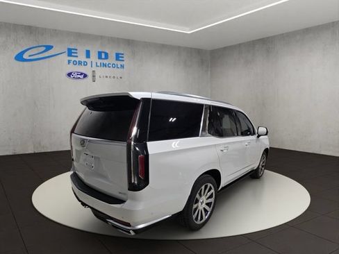 Used 2024 Cadillac Escalade Premium Luxury Platinum AWD/4WD image 10
