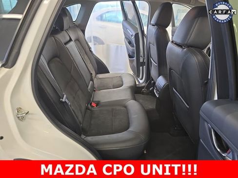 Used 2021 MAZDA CX-5 Touring image 17