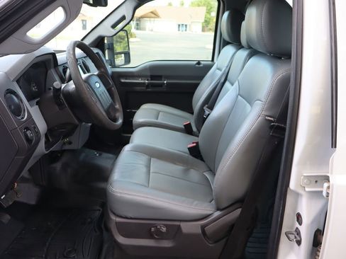 Used 2012 Ford F350 XL w/ PWR Equipment Group AWD/4WD image 19