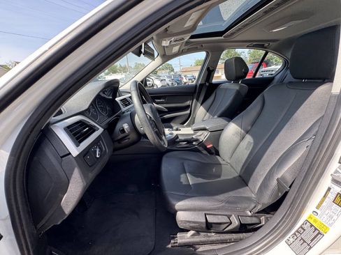Used 2014 BMW 320i xDrive Sedan AWD/4WD image 20