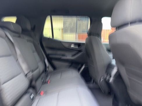 Used 2026 Chevrolet Equinox LT FWD image 15