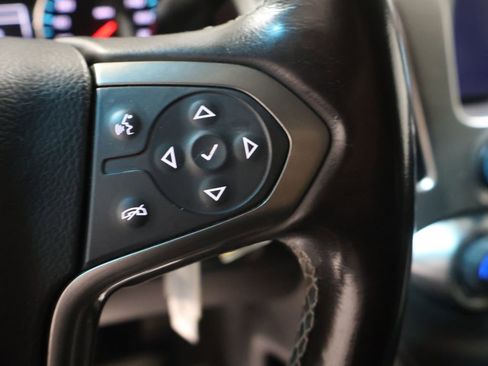 Used 2018 Chevrolet Suburban LS image 34