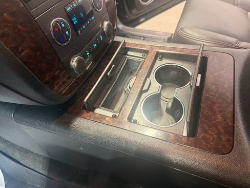 Used 2014 GMC Sierra 2500 Denali w/ Suspension Package, Off-Road image 18