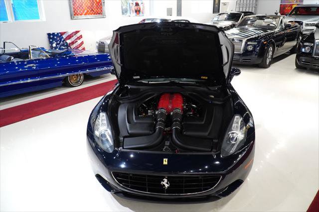 Used 2012 Ferrari California RWD image 19