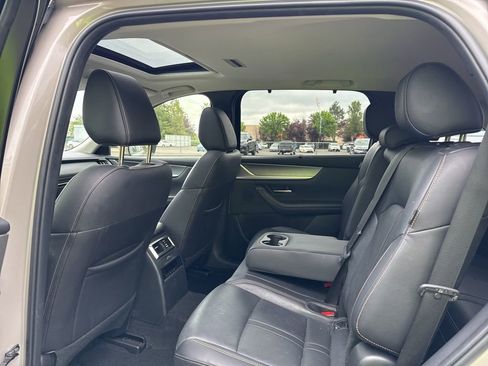 Used 2025 MAZDA CX-90 3.3 Turbo w/ Preferred Package AWD/4WD image 19