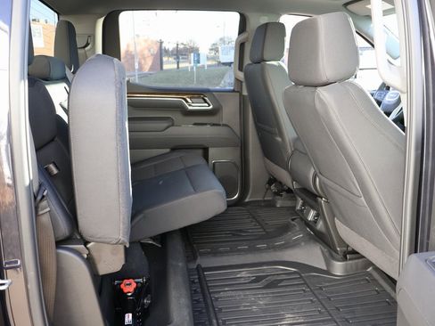 New 2026 GMC Sierra 1500 Elevation w/ LPO, Elevation Black Package image 11