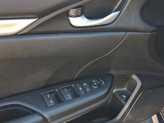 Used 2021 Honda Civic Sport image 12