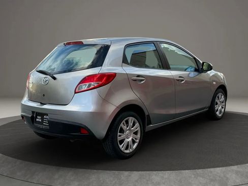 Used 2014 MAZDA MAZDA2 Sport image 4