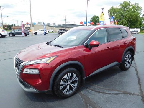 Used 2021 Nissan Rogue SV w/ Premium Package AWD/4WD image 4