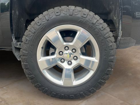 Used 2017 Chevrolet Silverado 1500 LT w/ Texas Edition RWD image 22