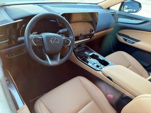 Certified 2025 Lexus NX 350 AWD w/ Accessory Package (2T) image 8