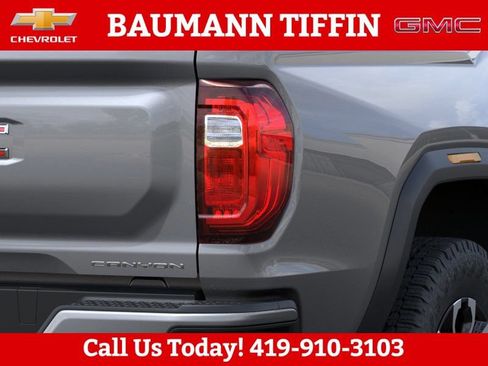 Used 2026 GMC Canyon Denali AWD/4WD image 11