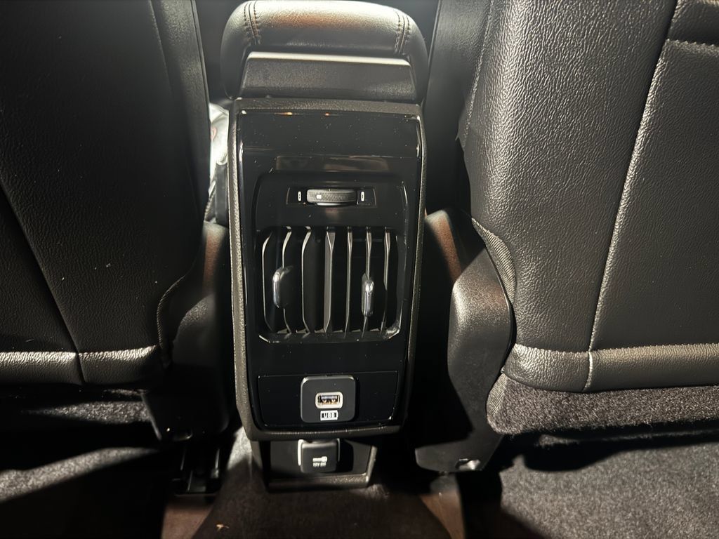 Used 2025 Jeep Compass Trailhawk AWD/4WD image 40